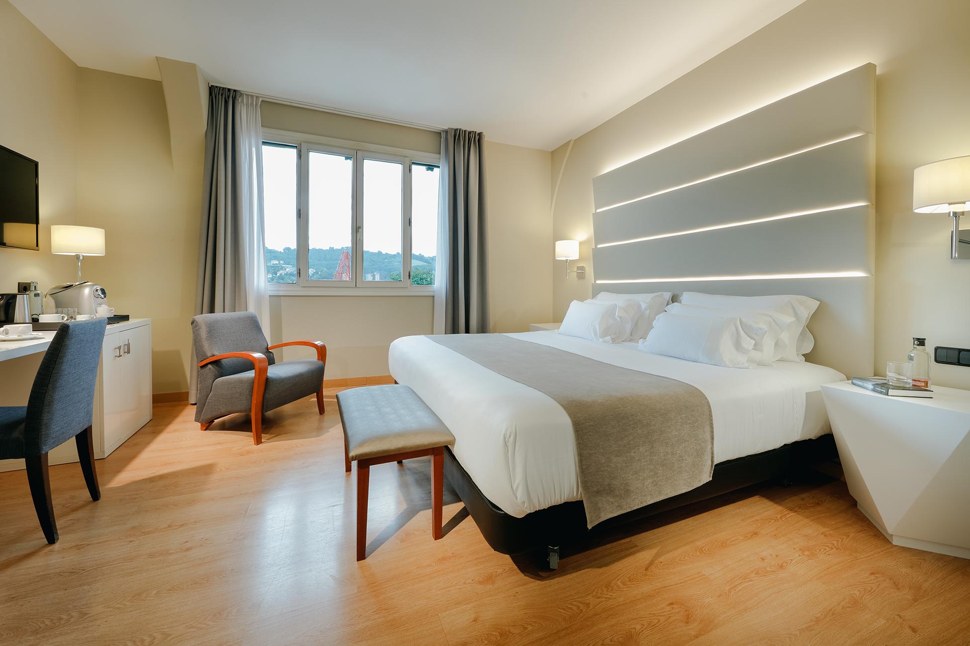 בילבאו Abba Euskalduna Hotel מראה חיצוני תמונה